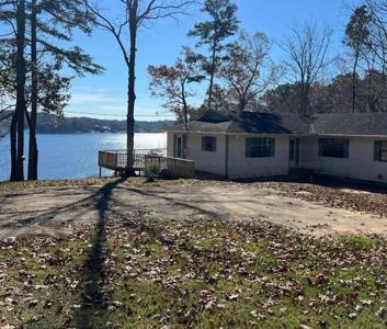 216 COUNTY ROAD 901