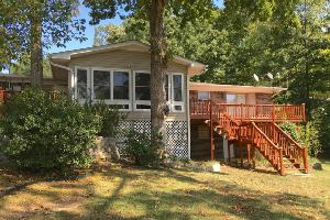 973 LAKE SHORE Dr