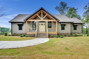62 TIFFANY Dr