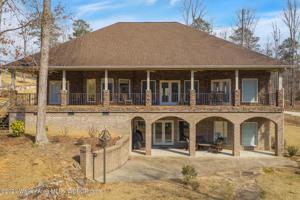 56 CAROLYN Ln