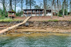 140 DOGWOOD Ct