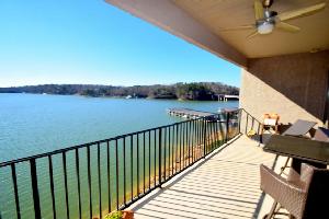 204 COUNTY ROAD 96, UNIT 402