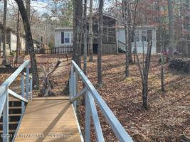 52 WILLIAMS Rd