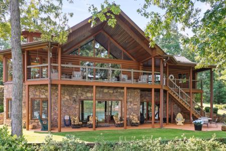 131 COUNTY ROAD 3975