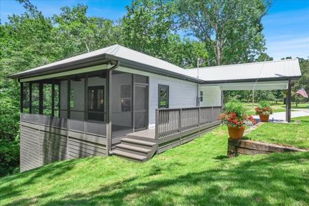 535 COUNTY ROAD 272
