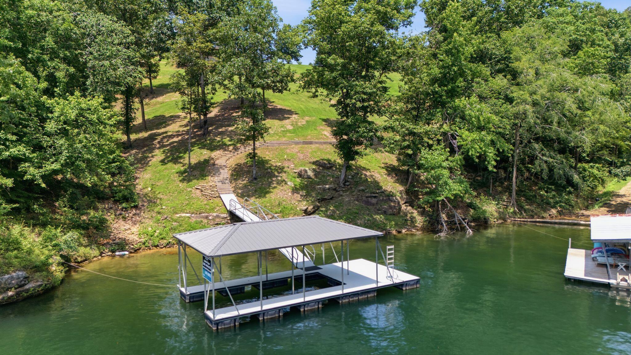 Image 4: Dock