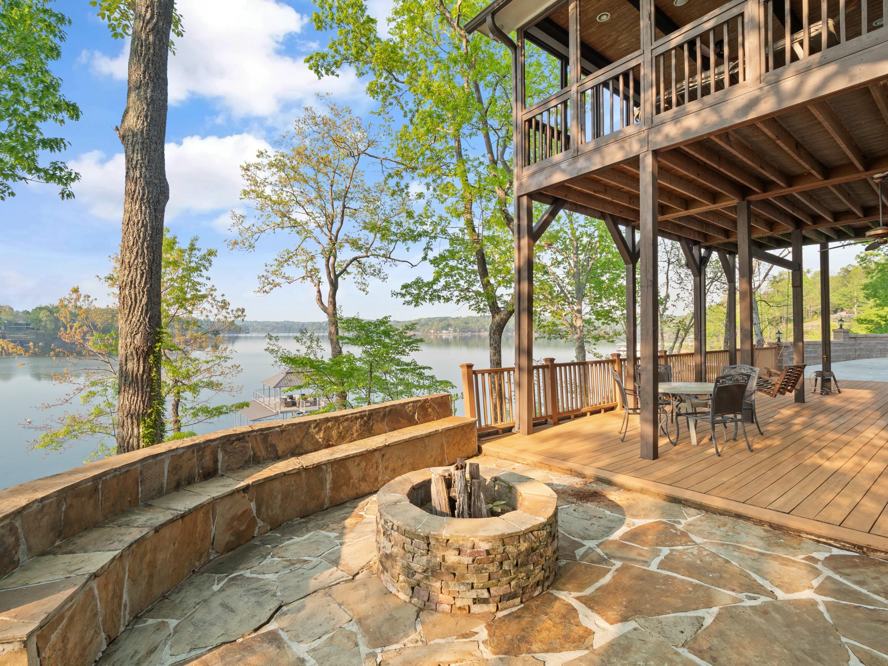Image 4: Firepit