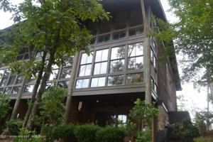 5 TURTLE POINT DR