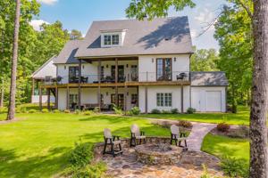 625 COUNTY RD 182