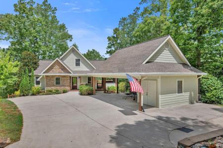 616 COUNTY ROAD 102