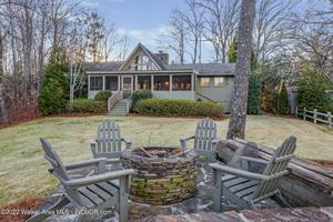 88 OAK TREE LANE