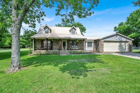168 S 2ND St