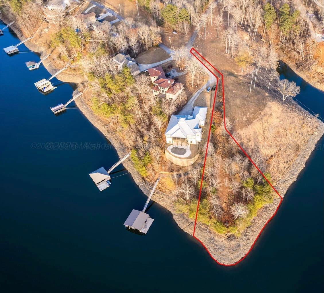 Image 1: Point Lot
