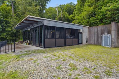162 COUNTY ROAD 152