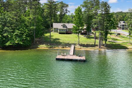 105 FLAT WATER Cir