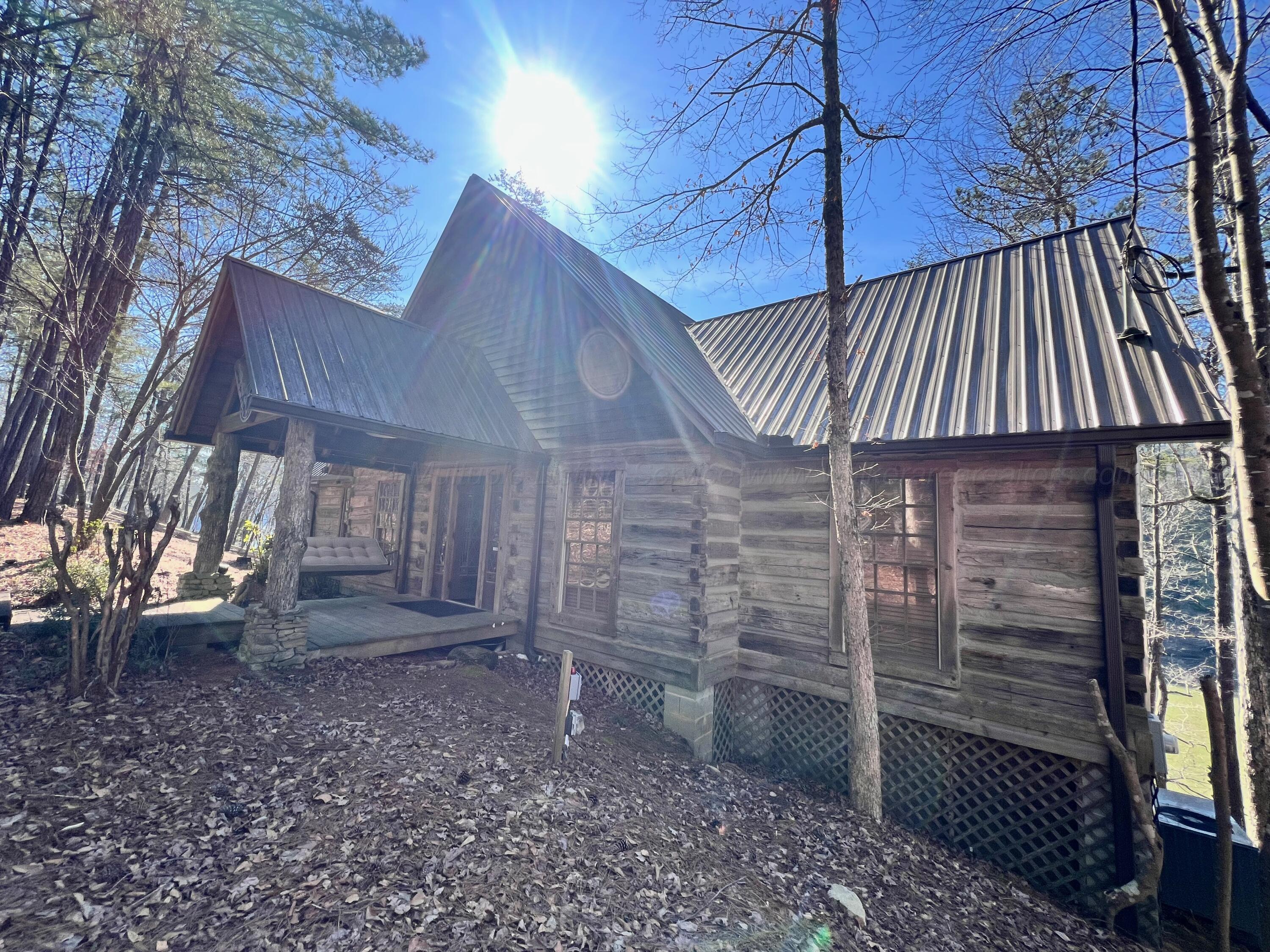Image 1: Nostalgic 508 Wilson Ln
