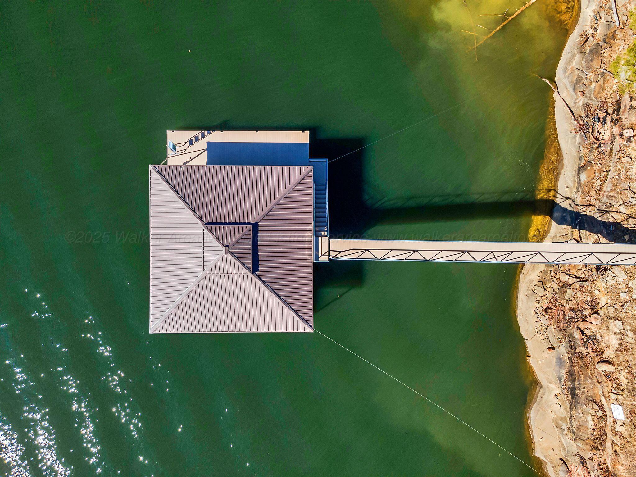 Image 3: Dock