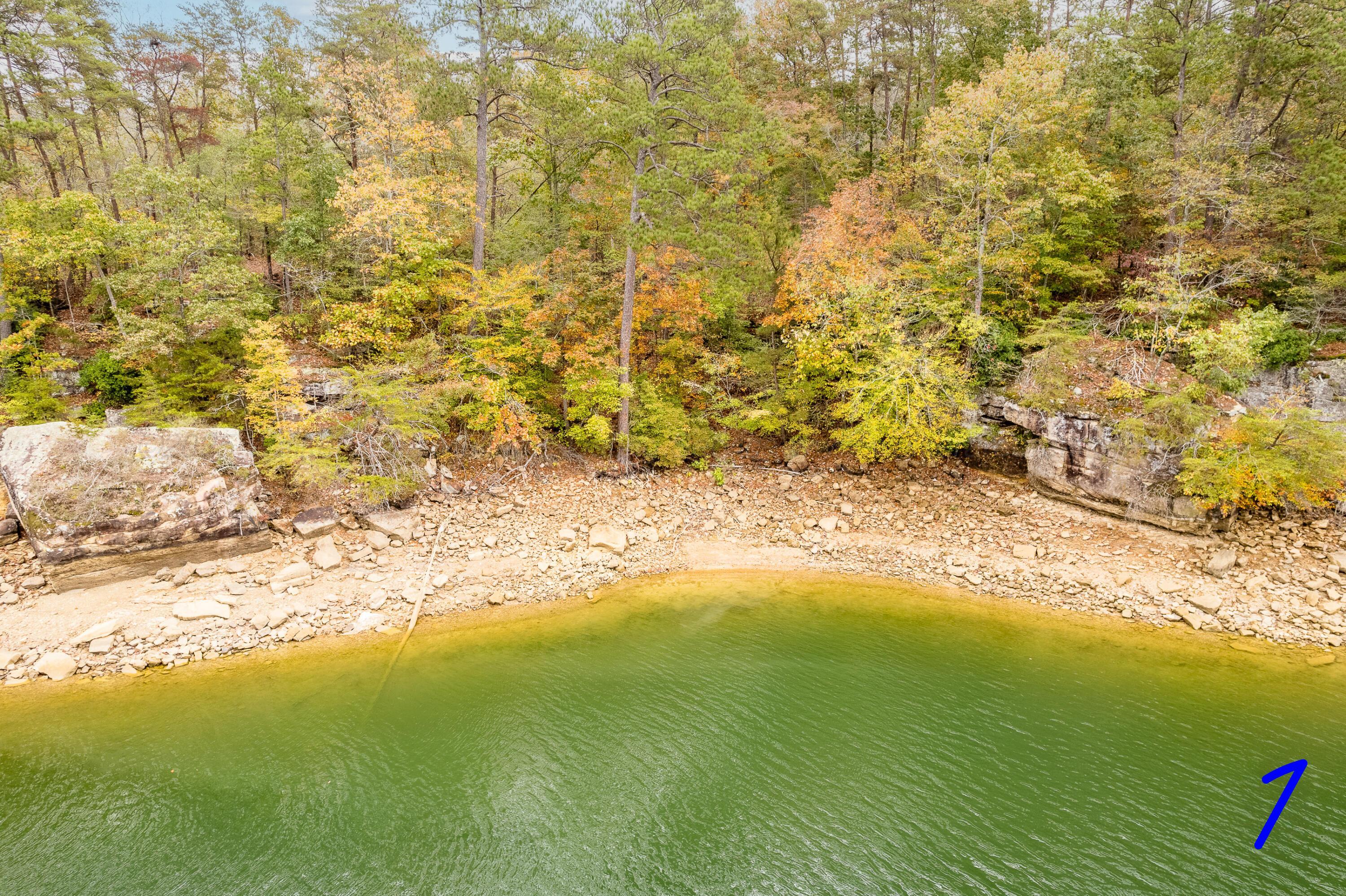 Image 1: Lakeside/Shoreline