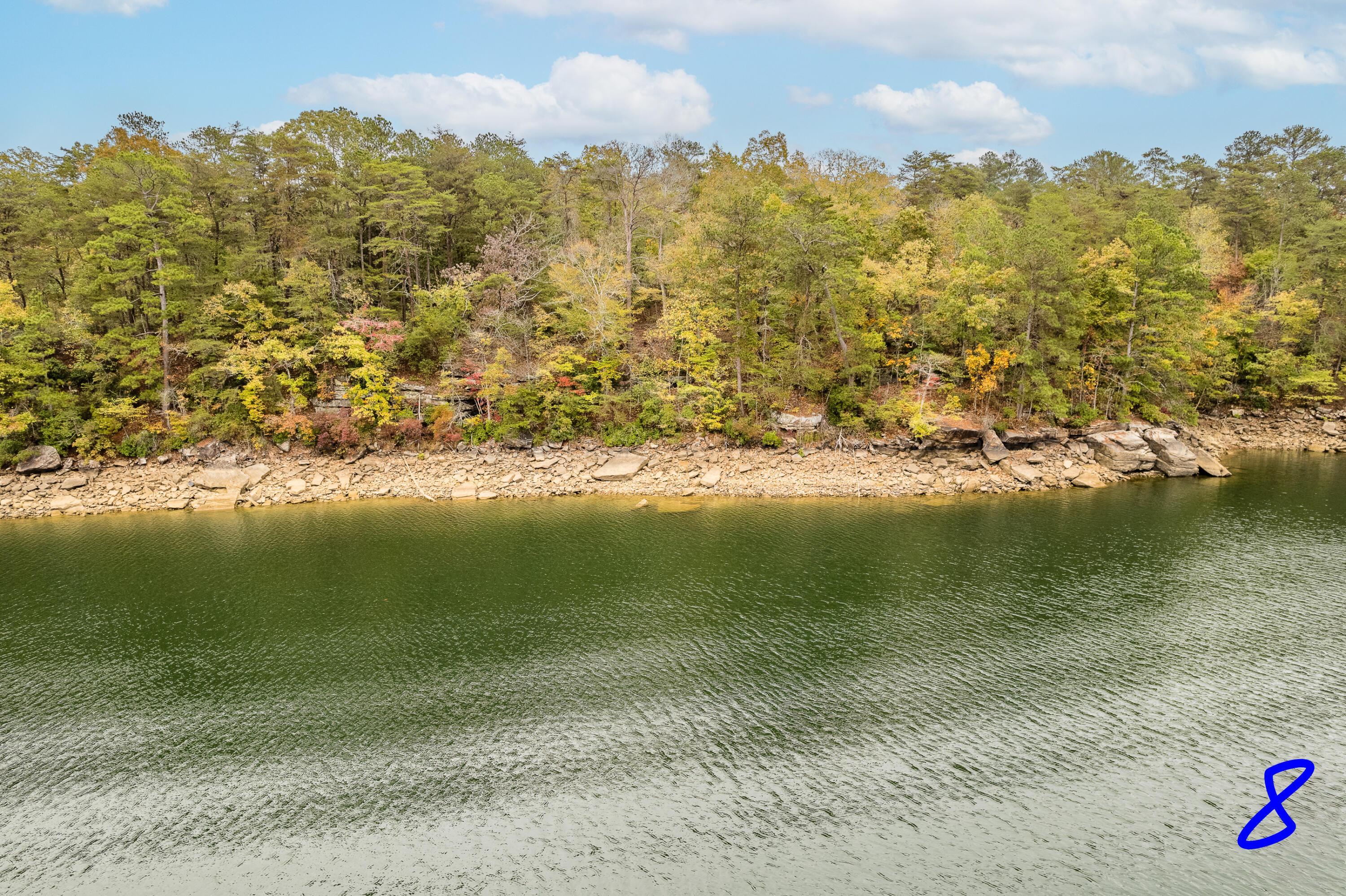 Image 1: Lakeside/Shoreline