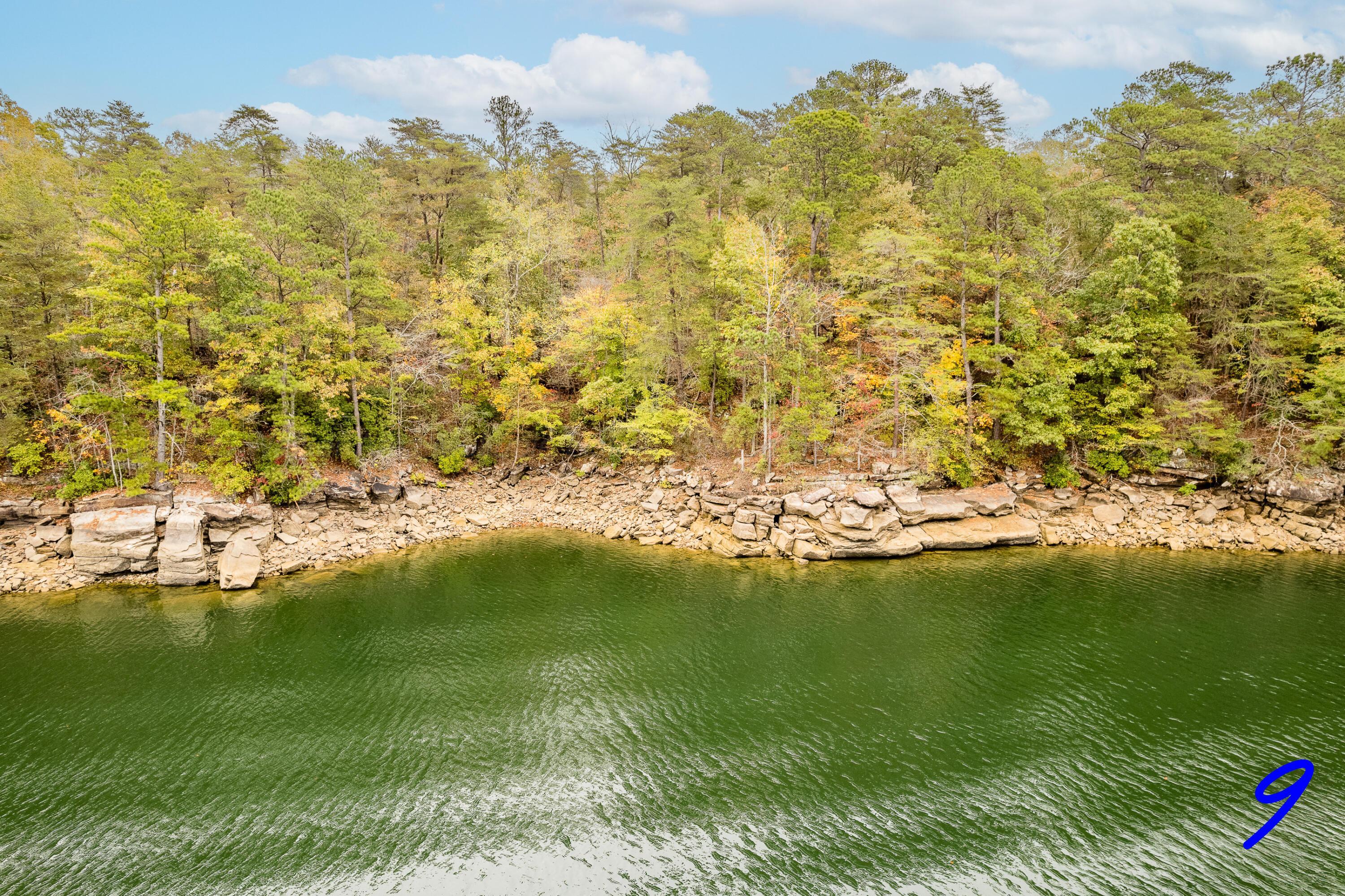 Image 1: Lakeside/Shoreline