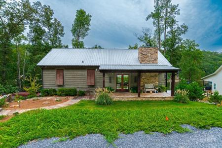 58 NORTHPOINTE Dr
