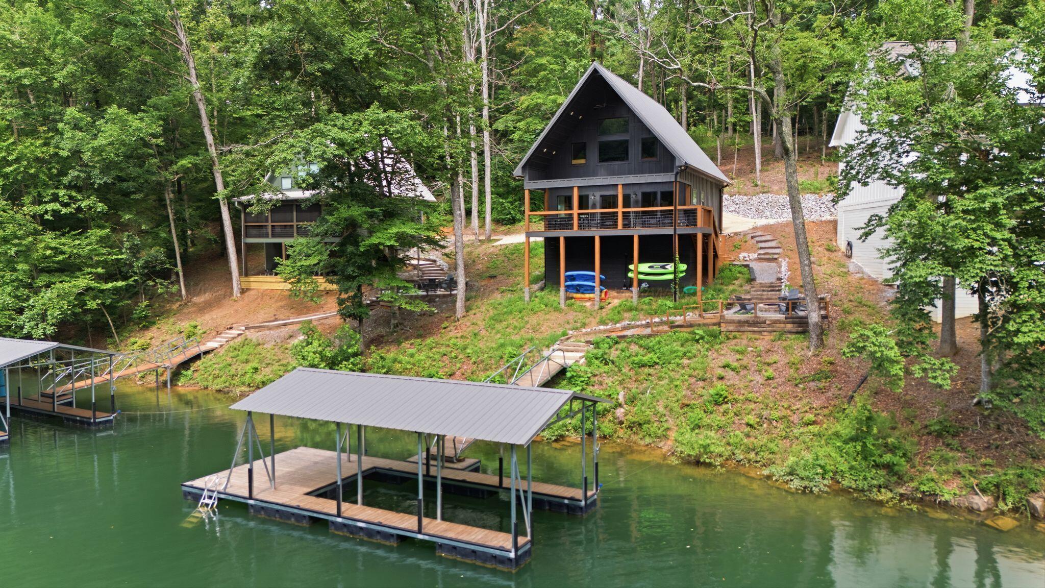 Image 1: Lakeside