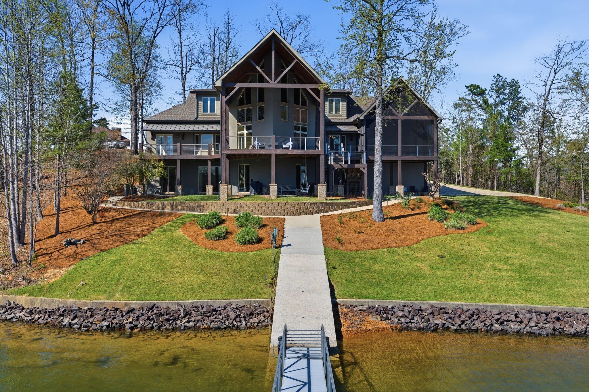 Image 1: Lakeside