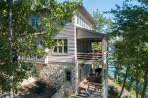 100 COUNTY RD 904