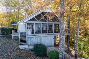 59 HUMMINGBIRD Dr