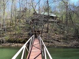 212 TUGGLE Ln
