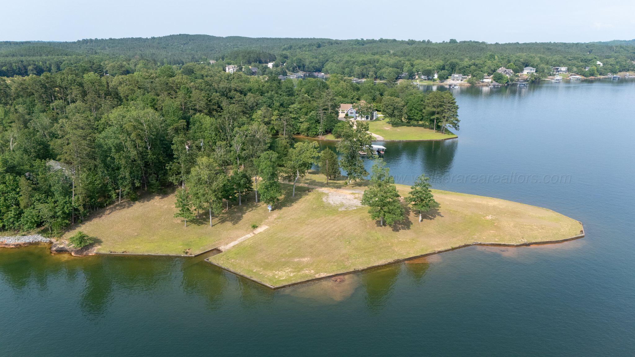 Image 1: Lakeside