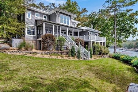 1168 BULL BR Dr
