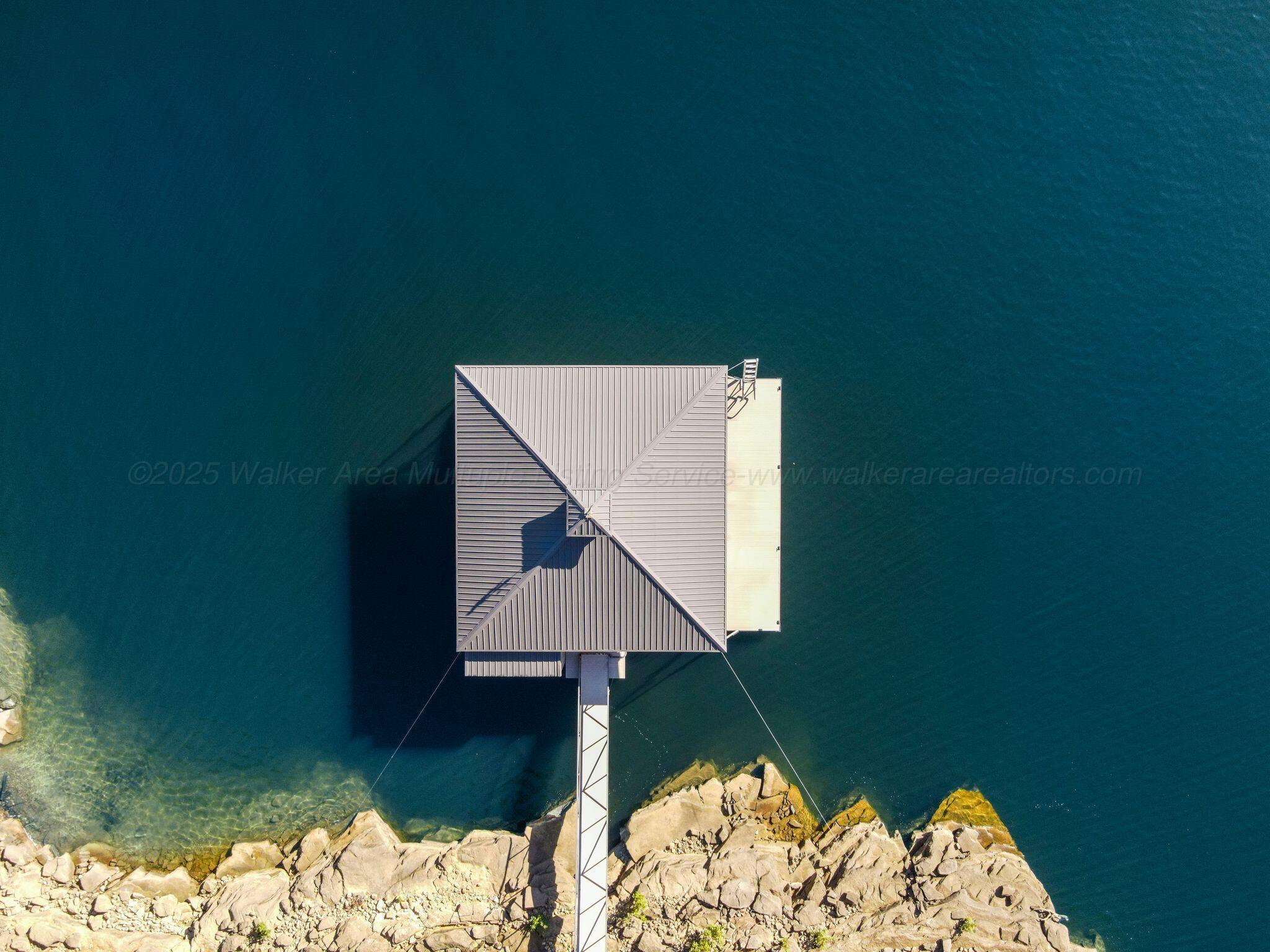 Image 4: Dock
