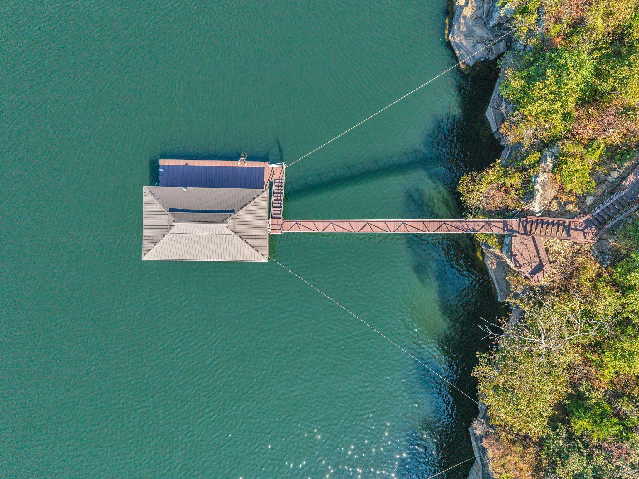 Image 3: Dock