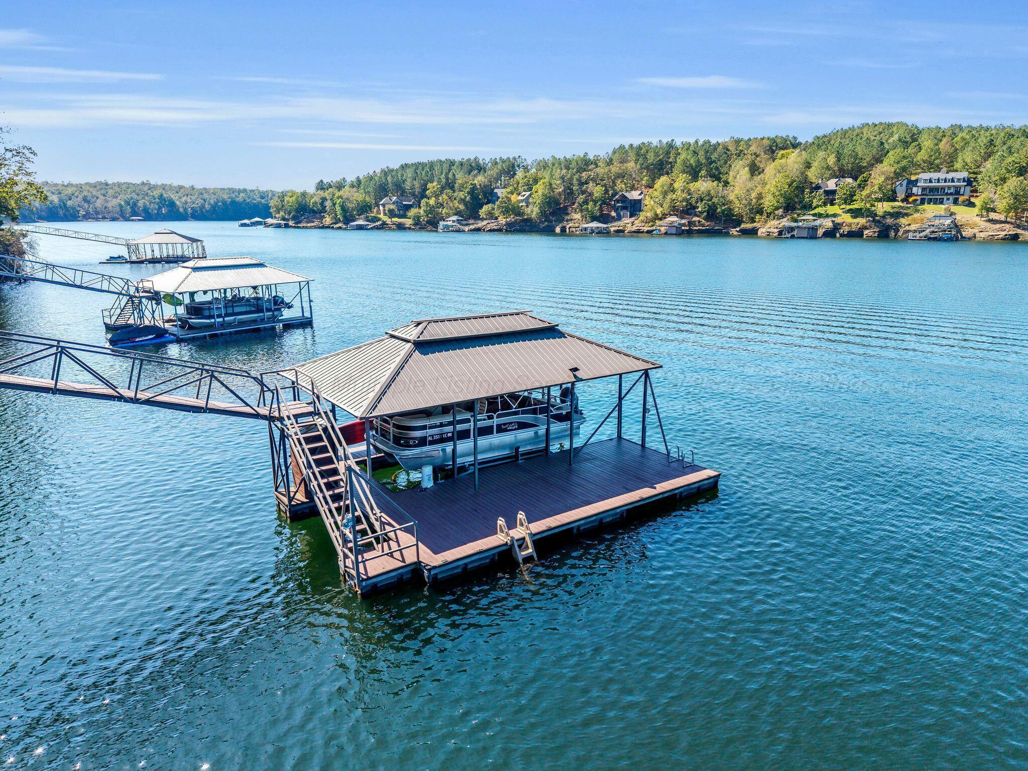 Image 4: Dock