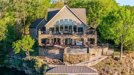 2281 SIPSEY PINES