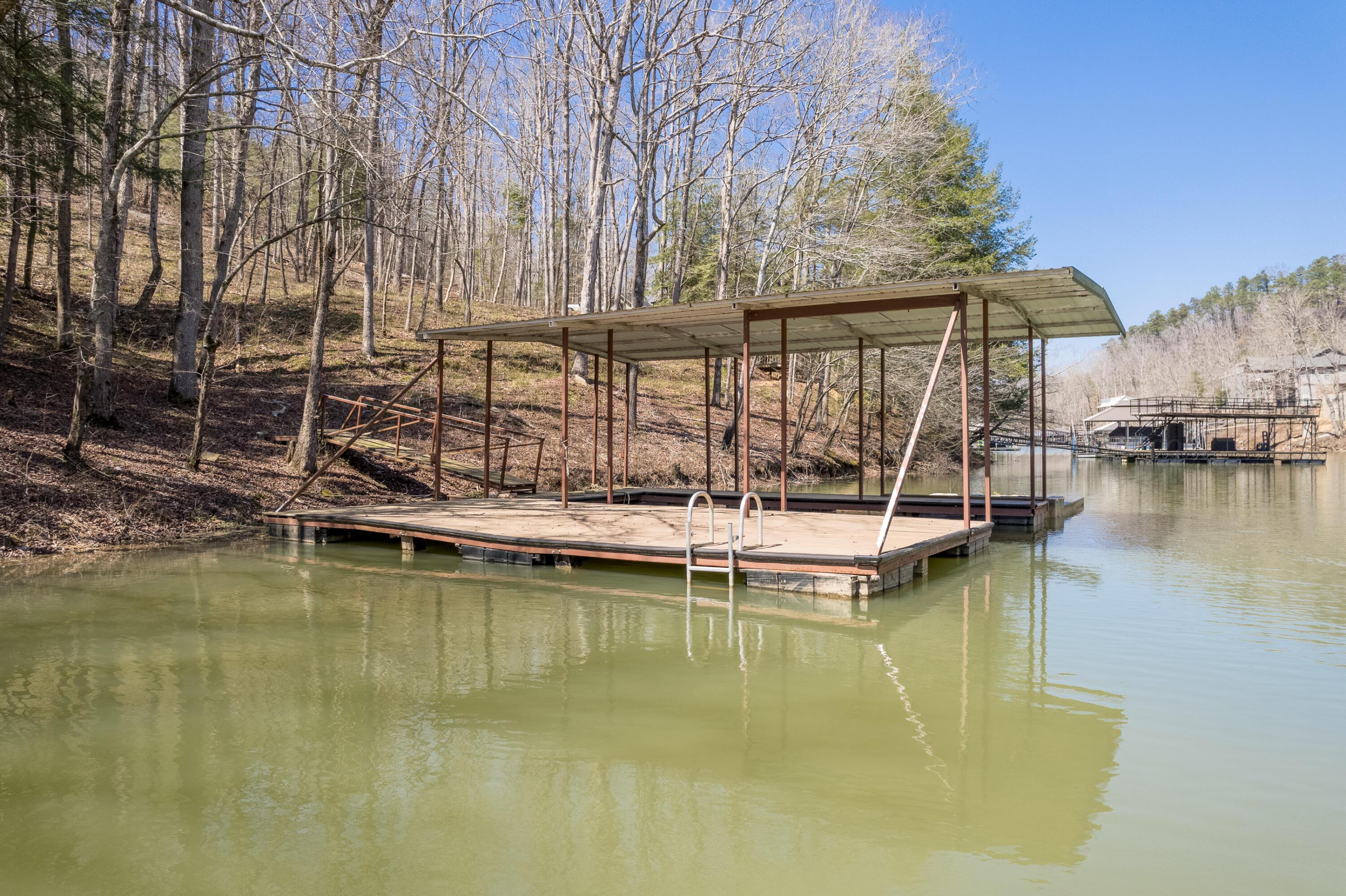 Image 3: Dock