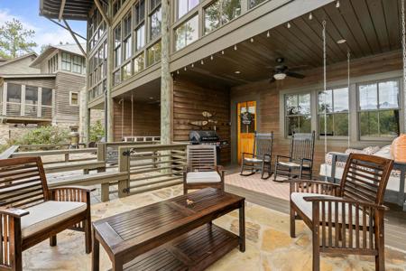 104 TURTLE POINT DRIVE