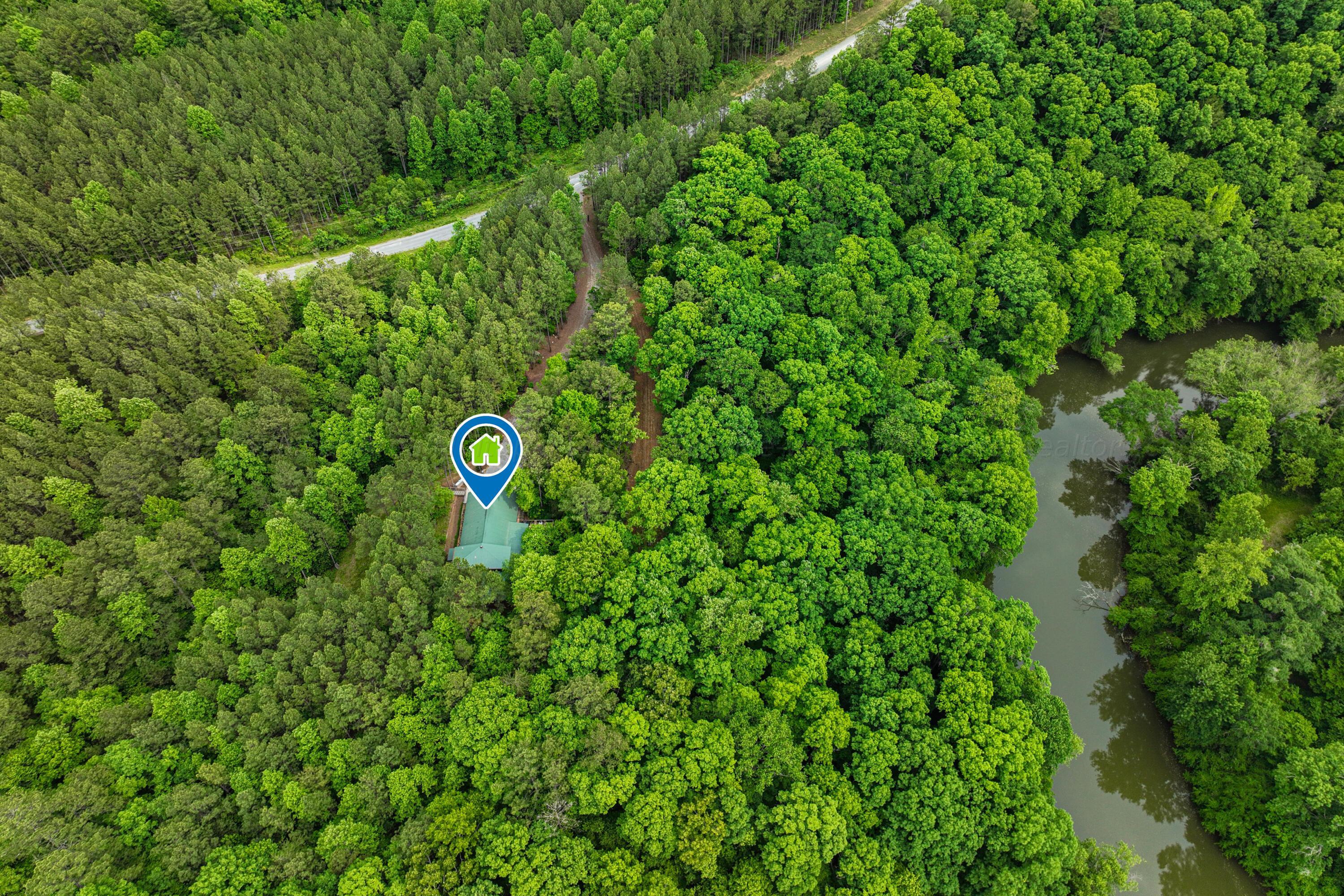 Image 3: Lake Location