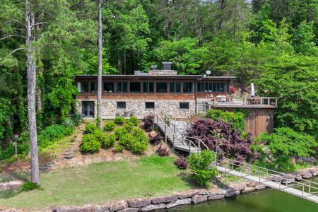 555 COUNTY ROAD 920