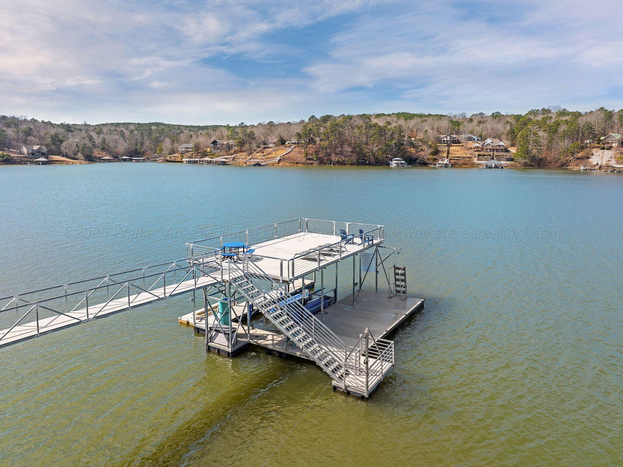 Image 2: Dock