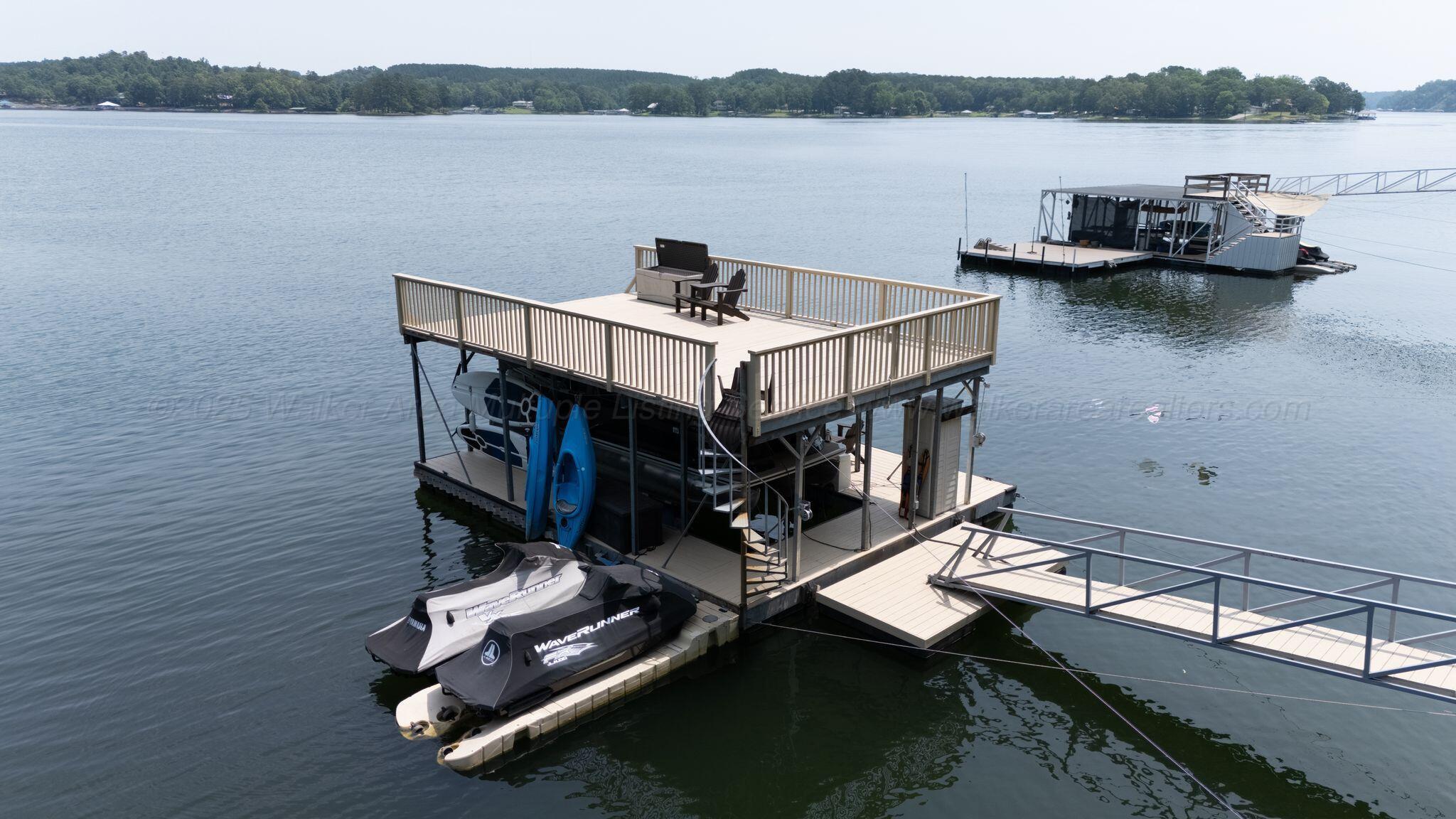 Image 2: Dock