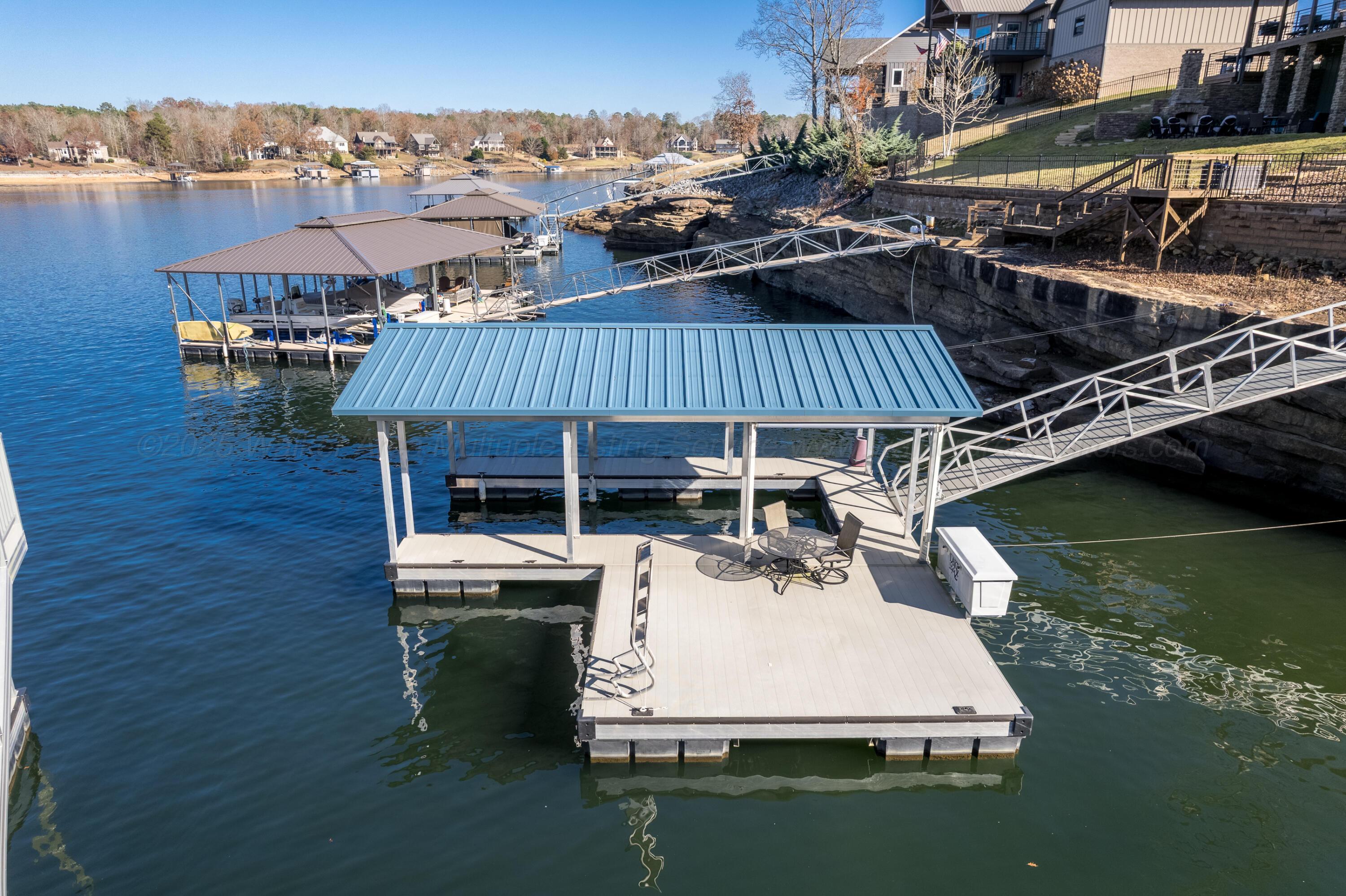 Image 2: Dock