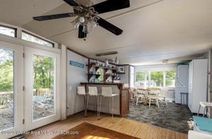 317 CO RD 949