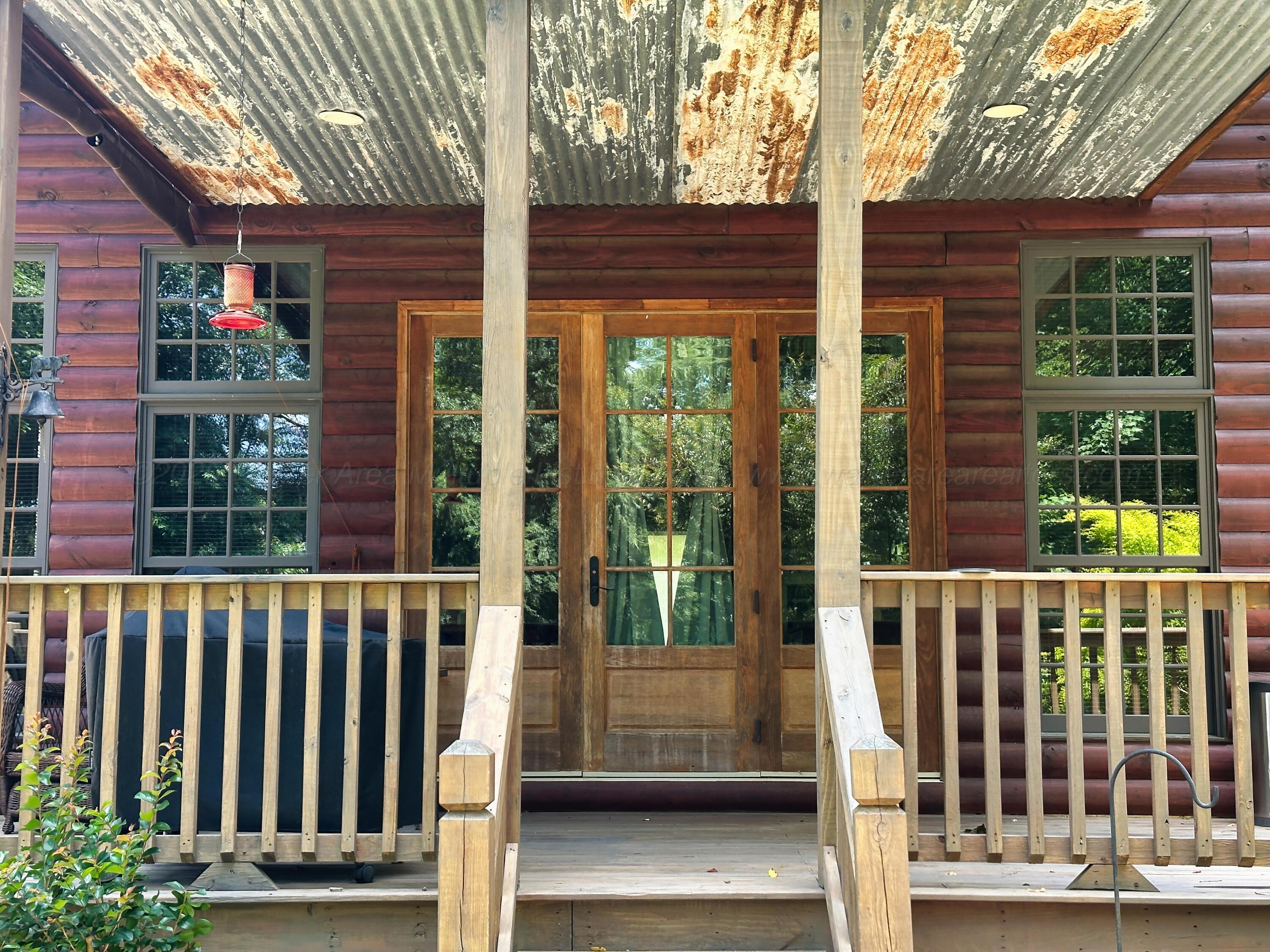 Image 1: 81 Bull Br Dr