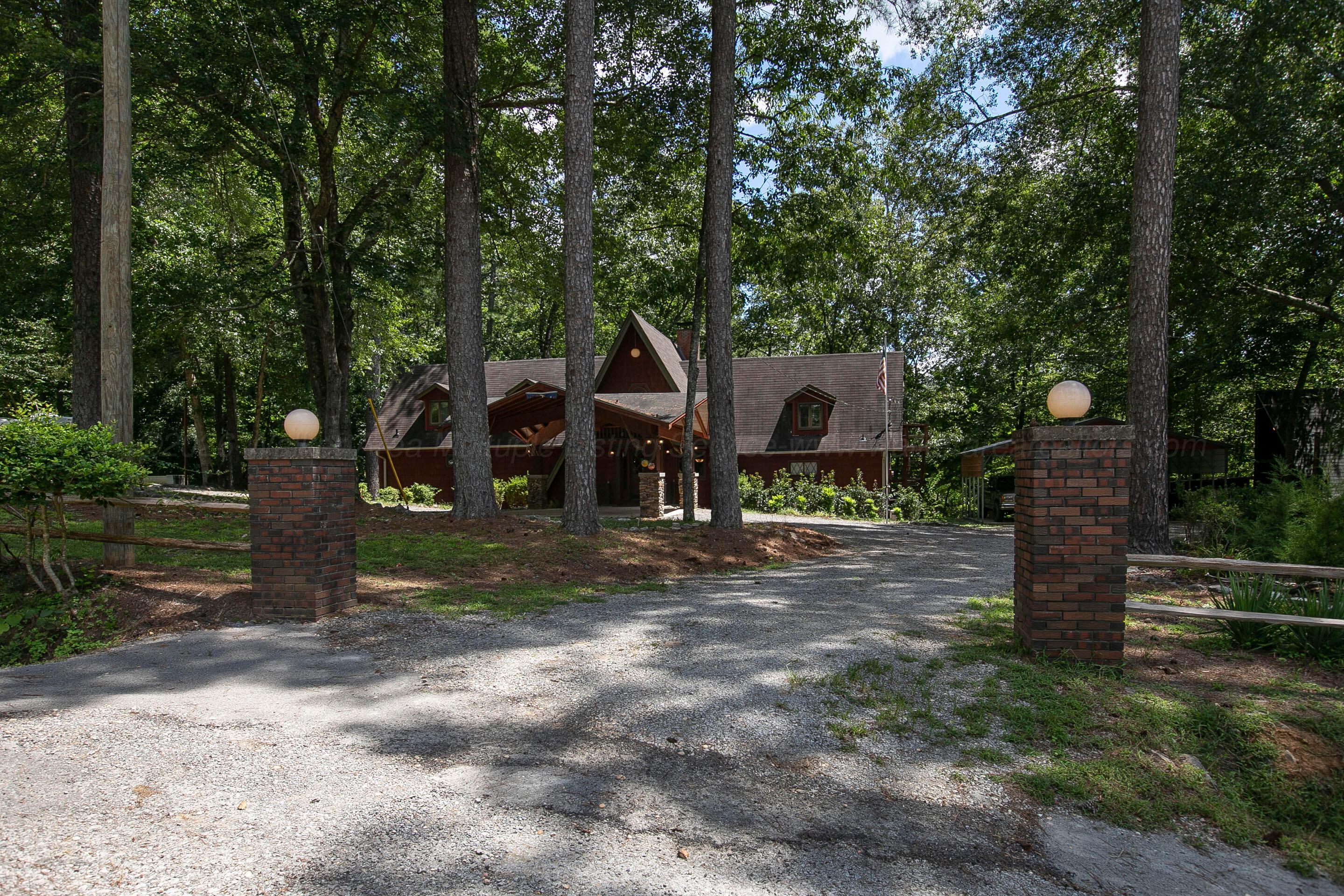 Image 3: View frm driveway entrance