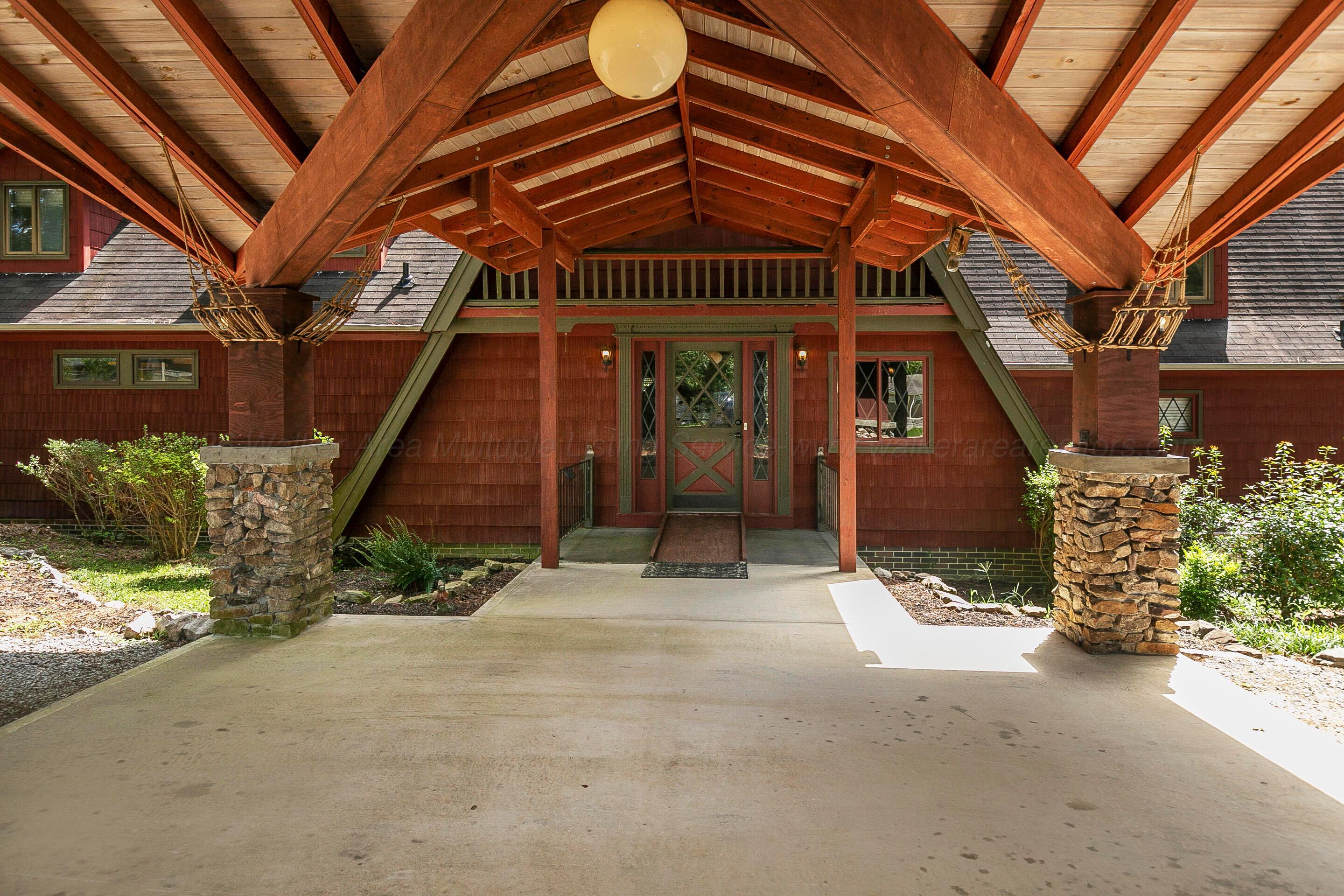 Image 4: Front Entrance Door
