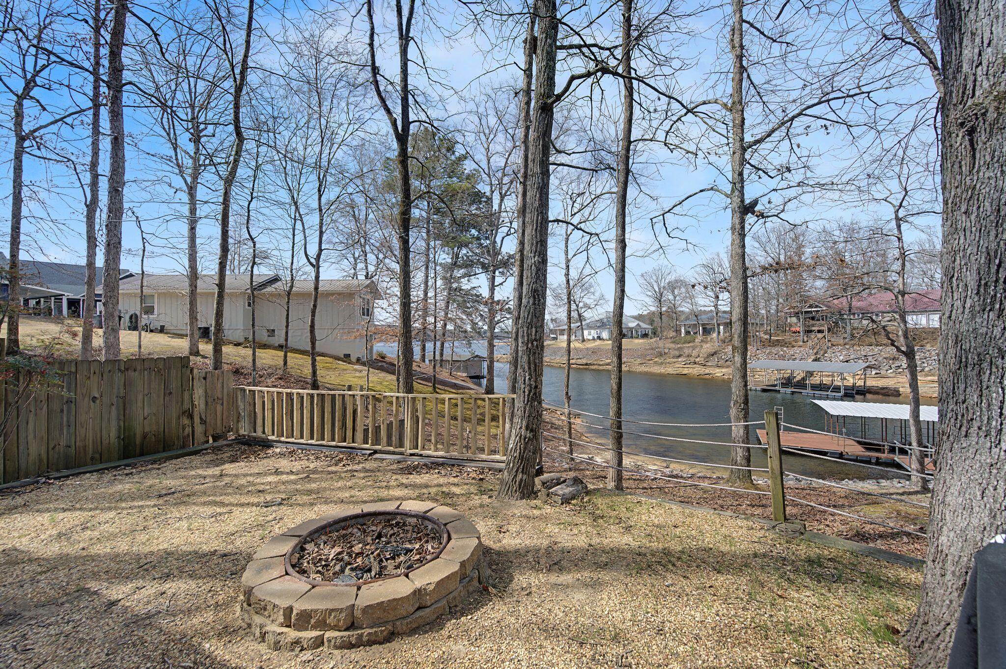 Image 4: Outdoor Space