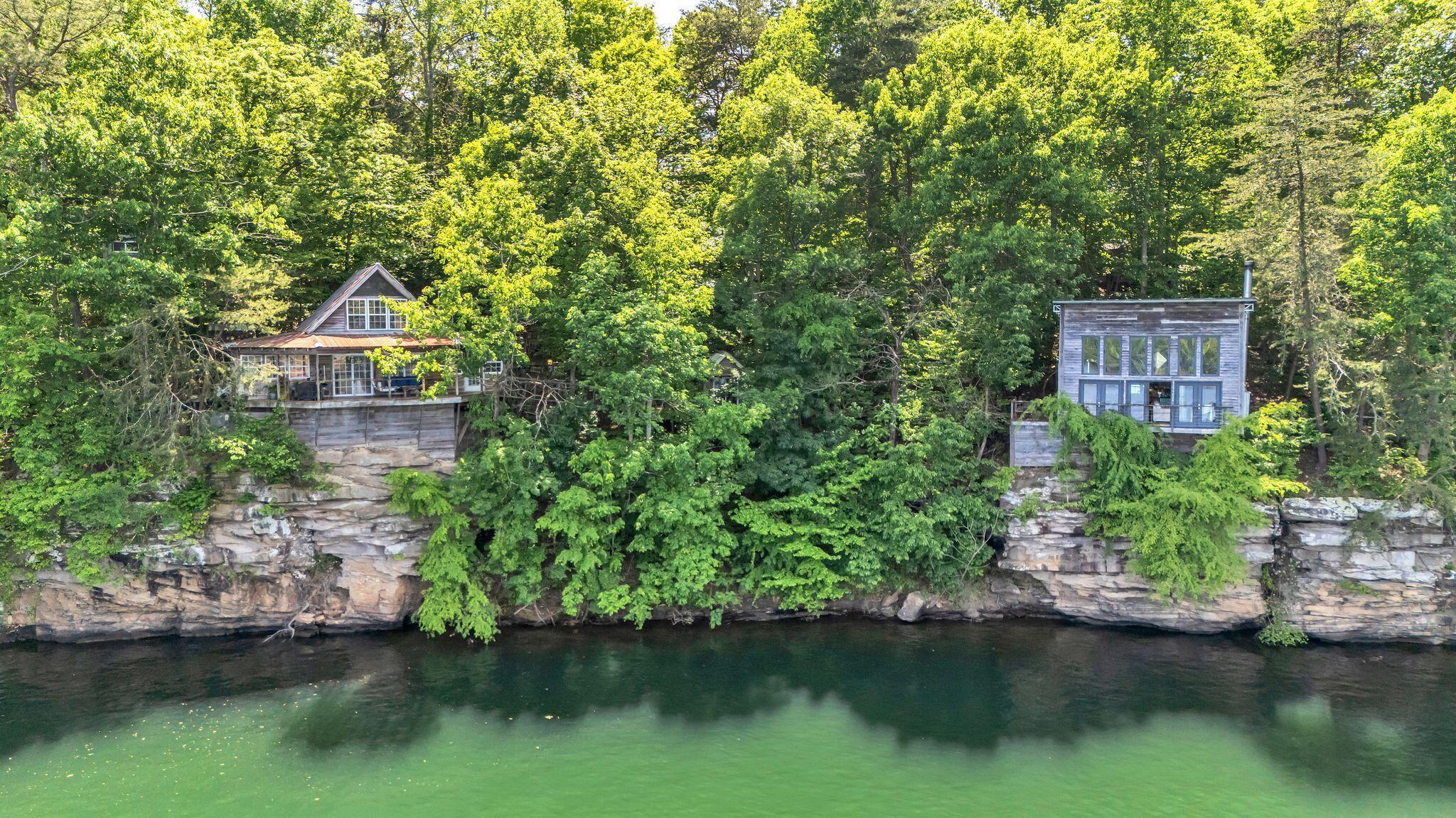 Image 1: Lakeside of Both Homes