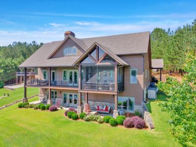 77 COUNTY RD 2025